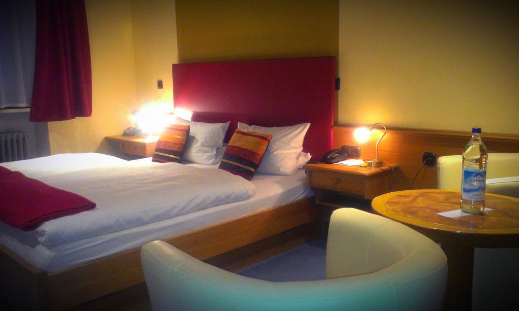 Hotel Zur Post Schönberg Pokój zdjęcie